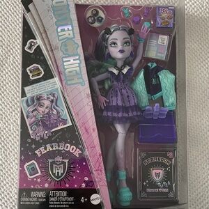 Monster High Doll - Fearbook Twyla G3